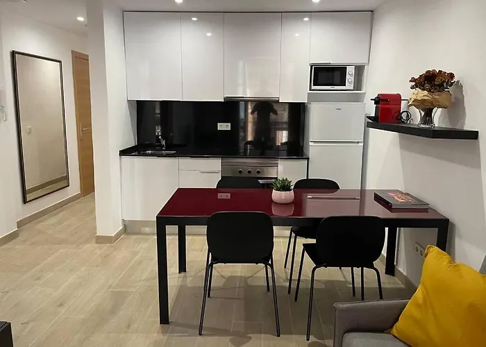 Casa Ferrers Piso 2 Piso Reformado En El Casco Antiguo De Tarragona